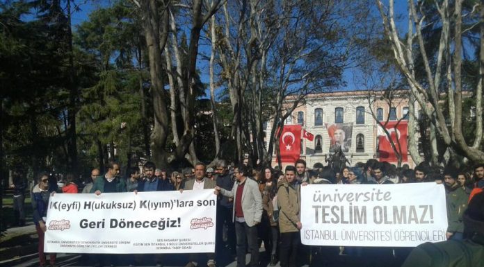 İhraçlara karşı Beyazıt’ta eylem yapıldı: “Üniversiteler bizimdir!”