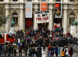 ABD ve Güney Afrika: Eğitimde sorunlar ve mücadele