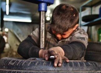 Okullardan atölyelere çocuk işçiliğe son!