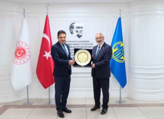 Esnek lise modeli öğrenciler için ne ifade ediyor?