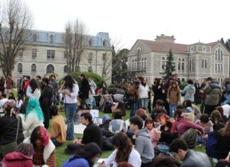 Alternatif Bir Tepki Olarak “Gürültü Panayırı”