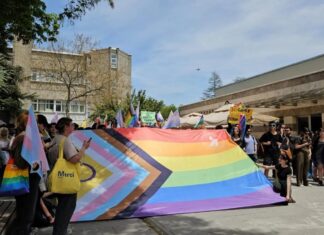 Üniversitelerde lgbti+ların mücadelesini yükseltelim!